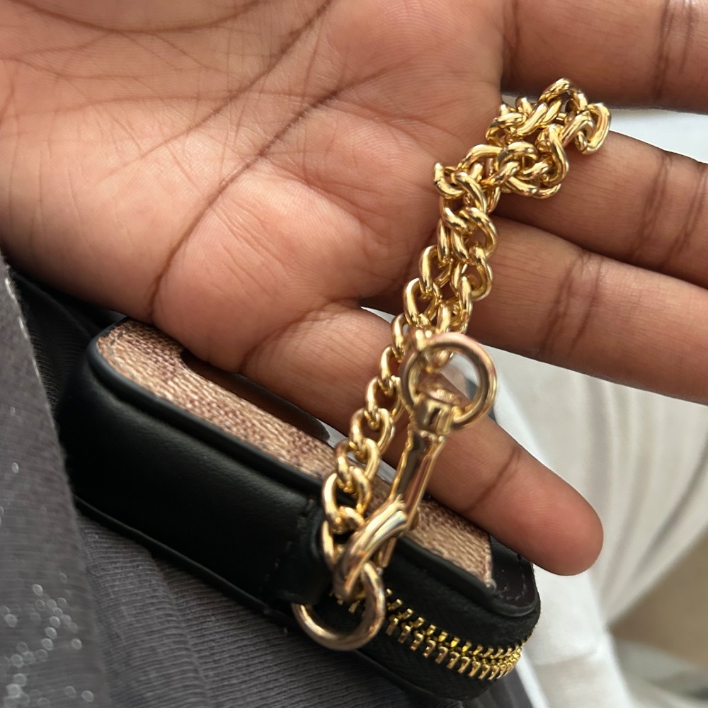 Coach Wallet - Picture 3 of 8